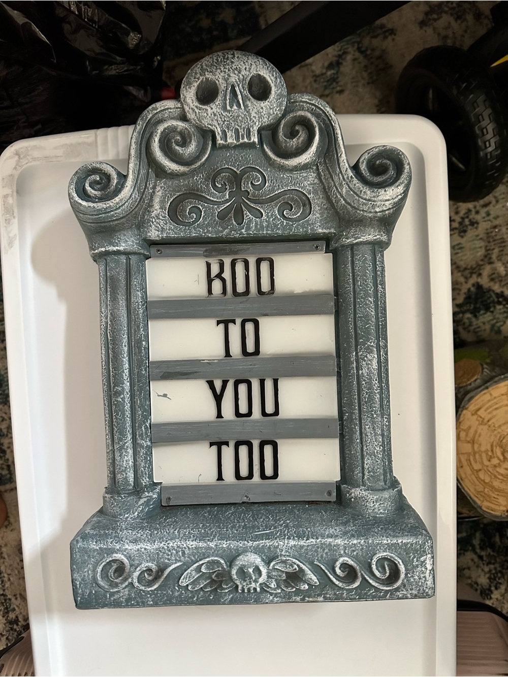 Halloween Skull Lightbox Sign - Gray/White